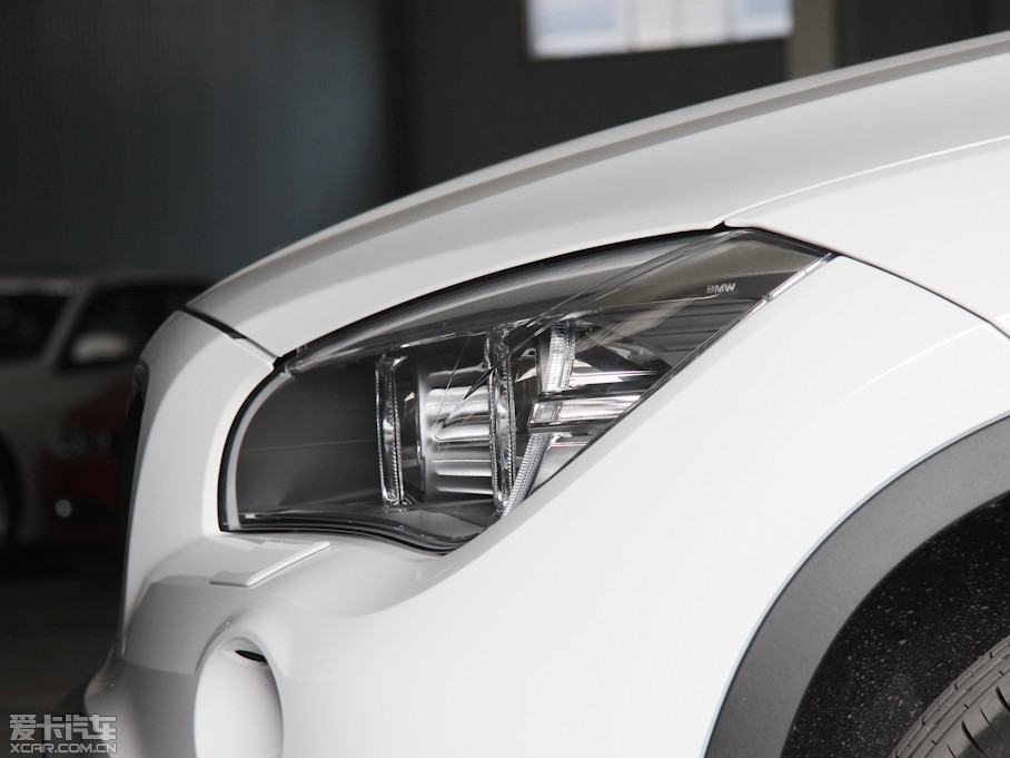 2013RX1 sDrive 20i \OӋb