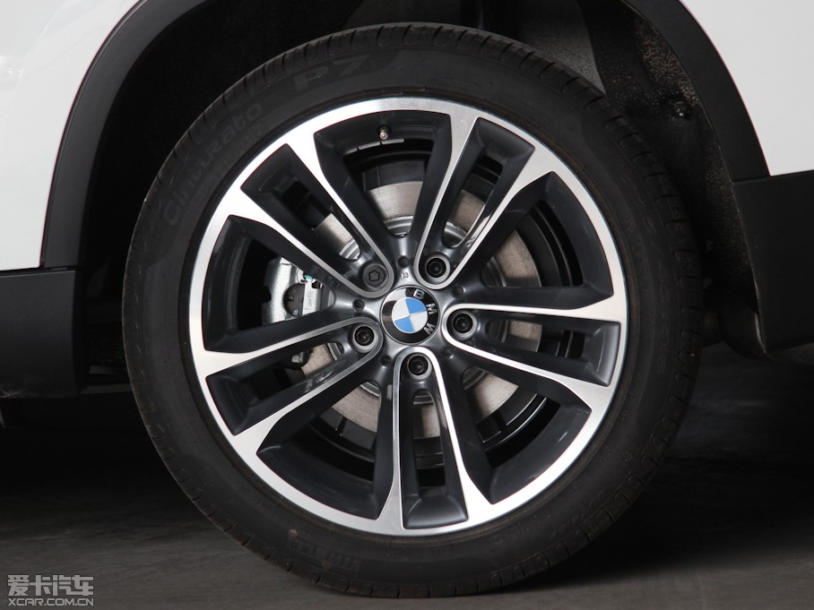 2013RX1 sDrive 20i \(yn)(dng)O(sh)Ӌ(j)b