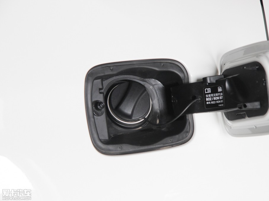 2013RX1 sDrive 20i \(yn)O(sh)Ӌ(j)b