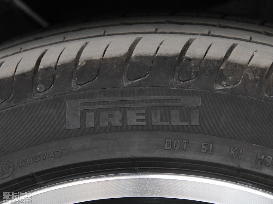 2013RX1 sDrive 20i \OӋb