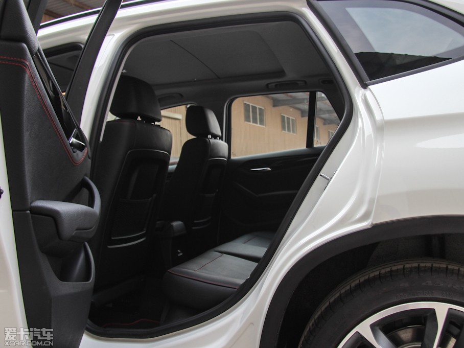 2013RX1 sDrive 20i \O(sh)Ӌb