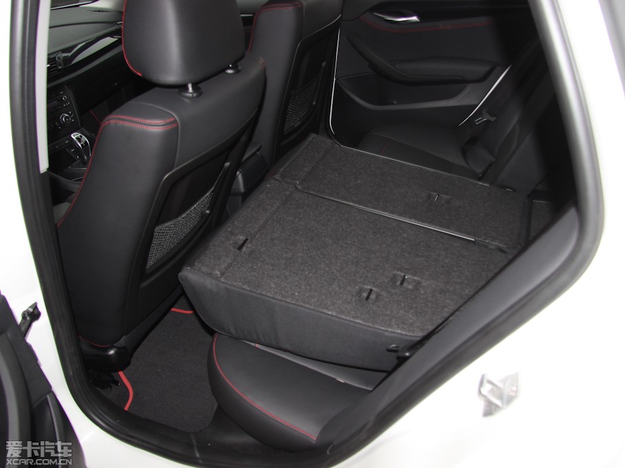 2013RX1 sDrive 20i \OӋb