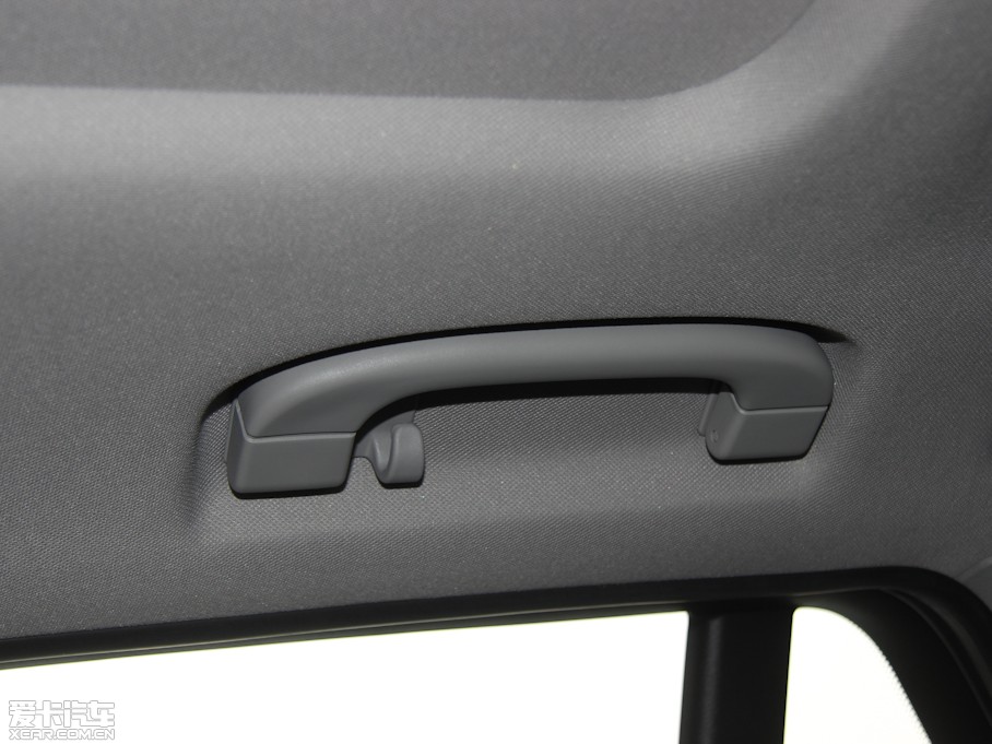 2013RX1 sDrive 20i \OӋb