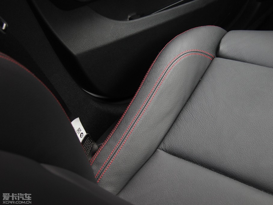 2013RX1 sDrive 20i \(yn)O(sh)Ӌ(j)b