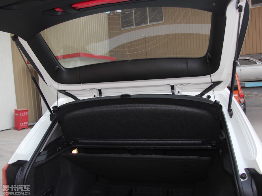 2013RX1 sDrive 20i \OӋb