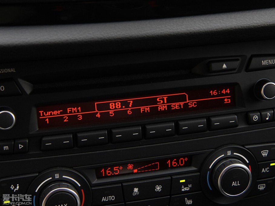 2013RX1 sDrive 20i \OӋb