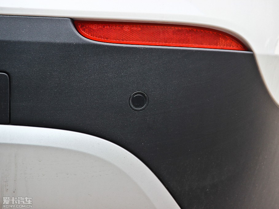 2013RX1 xDrive 28i XOӋb