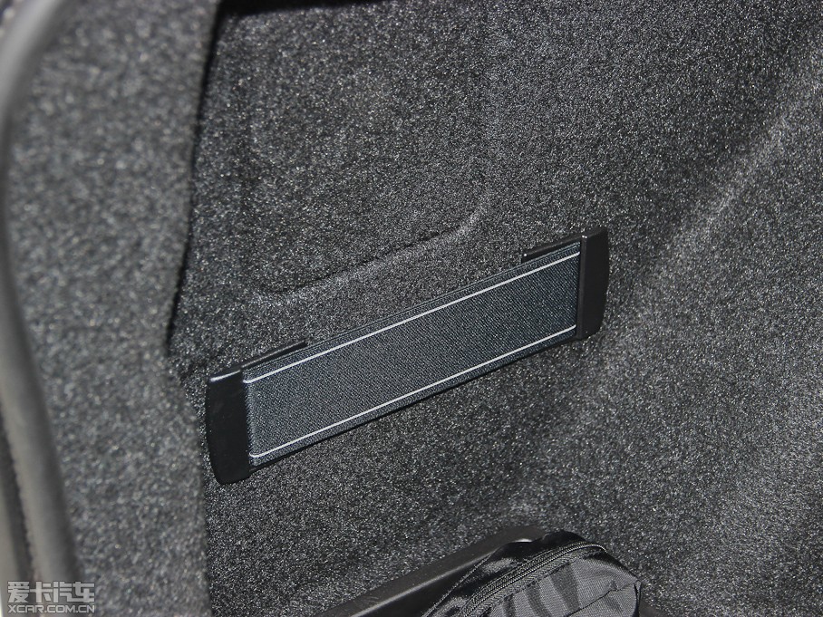 2013RX1 xDrive 28i XO(sh)Ӌb