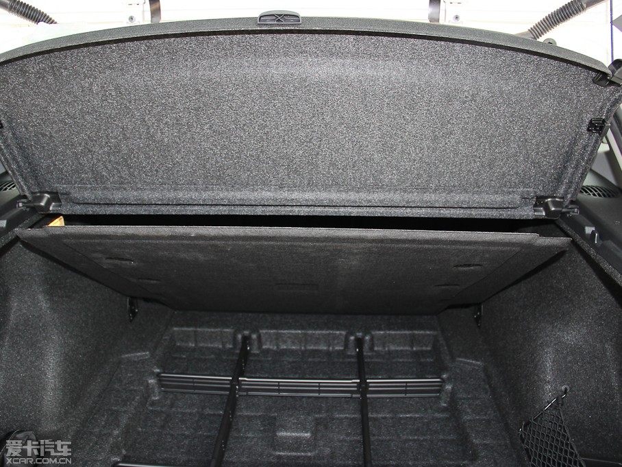 2013RX1 xDrive 28i XOӋb