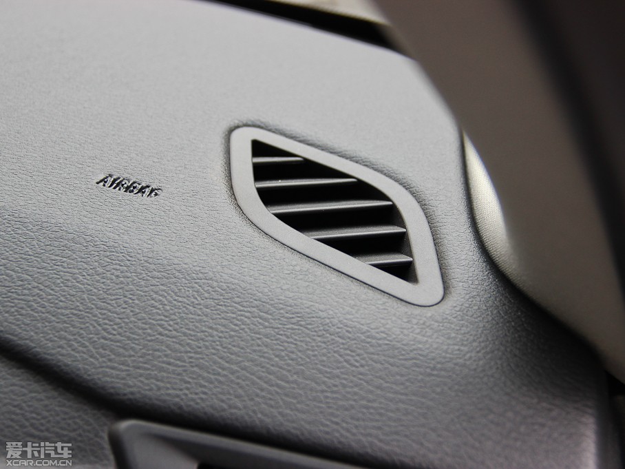 2013RX1 xDrive 28i XO(sh)Ӌb