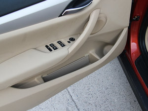 2013sDrive 18i I(lng) ǰTg