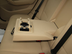 2013sDrive 18i I(lng) g