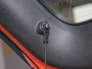 2013sDrive 18i I(lng) g