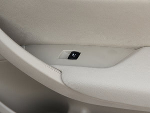 2013sDrive 18i I п؅^