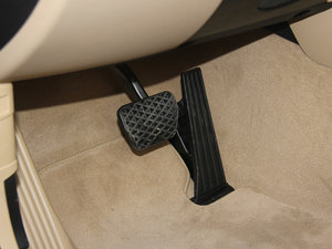 2013sDrive 18i I п؅^