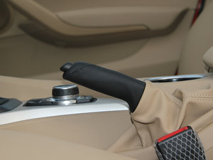 2013sDrive 18i I(lng) v܇(ch)Ƅ(dng)