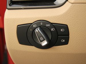 2013sDrive 18i I п؅^