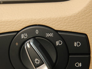 2013sDrive 18i I п؅^