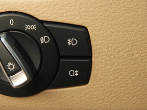 2013sDrive 18i I п؅^