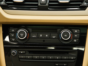 2013sDrive 18i I(lng) {(dio){(dio)(ji)