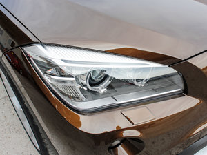 2013xDrive 20i XOӋb (ji)^