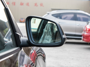 2013xDrive 20i XOӋb ^