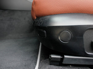 2013xDrive 20i XOӋb g