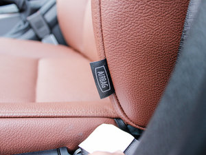 2013xDrive 20i XOӋb g