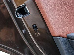 2013xDrive 20i XOӋb g