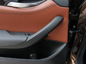 2013xDrive 20i XOӋb g