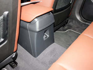 2013xDrive 20i XOӋb g