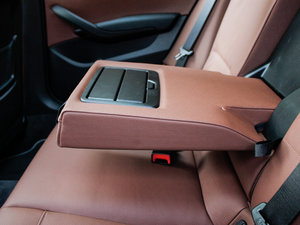 2013xDrive 20i XOӋb g