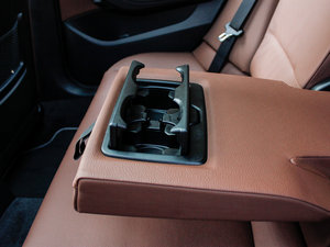 2013xDrive 20i XOӋb g