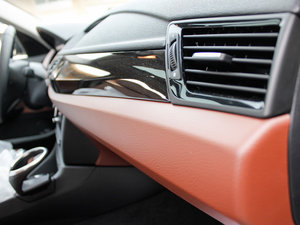 2013xDrive 20i XOӋb g