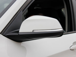 2013sDrive 18i r (ji)^