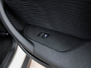 2013sDrive 18i r(sh) g