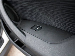 2013sDrive 18i r(sh) g