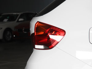 2013sDrive 20i \OӋb ^