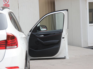 2013sDrive 20i \OӋb g