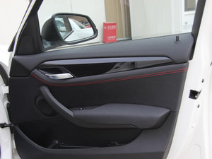 2013sDrive 20i \OӋb g