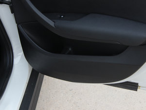 2013sDrive 20i \OӋb g