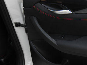 2013sDrive 20i \OӋb g