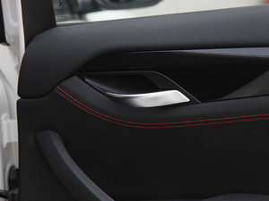 2013sDrive 20i \OӋb g