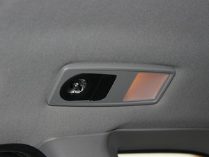 2013sDrive 20i \OӋb g