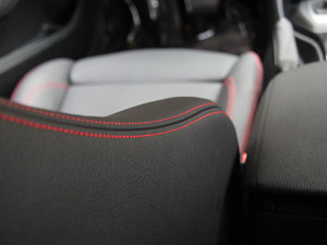 2013sDrive 20i \OӋb g