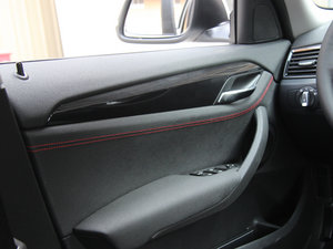 2013sDrive 20i \OӋb g