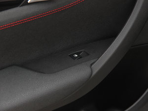 2013sDrive 20i \OӋb п؅^