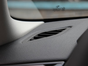 2013sDrive 20i \OӋb п؅^