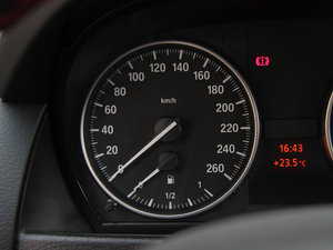 2013sDrive 20i \OӋb п؅^