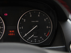 2013sDrive 20i \OӋb п؅^